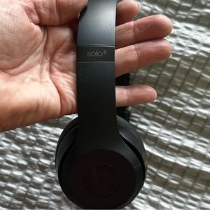 Beats by Dr DRE Solo 3 Wireless Bluetooth Headphones